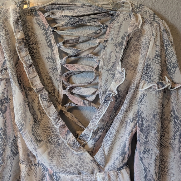 NWT Olivaceous Cream Ruffled Tiered Bell Sleeve Dress Sz. S - Picture 9 of 15